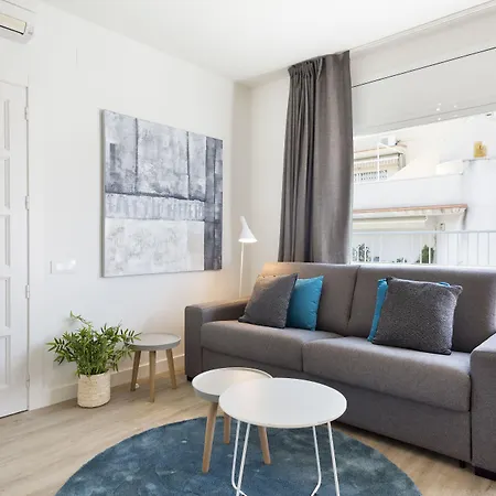 Apartment Group Calm