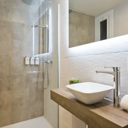Group Calm Apartment Sitges