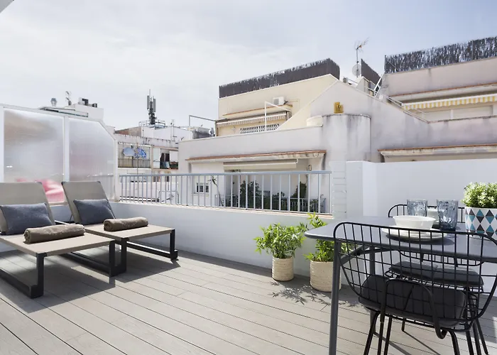 Group Calm シッチェス